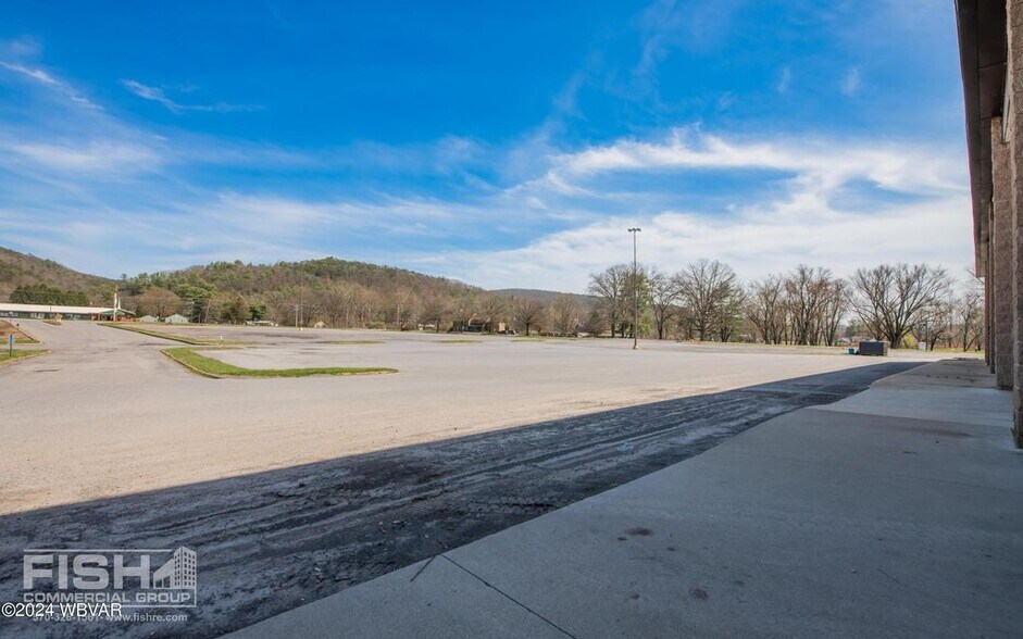 More Photos Of 3231 Lycoming Creek Rd, Williamsport Warehouse For Lease