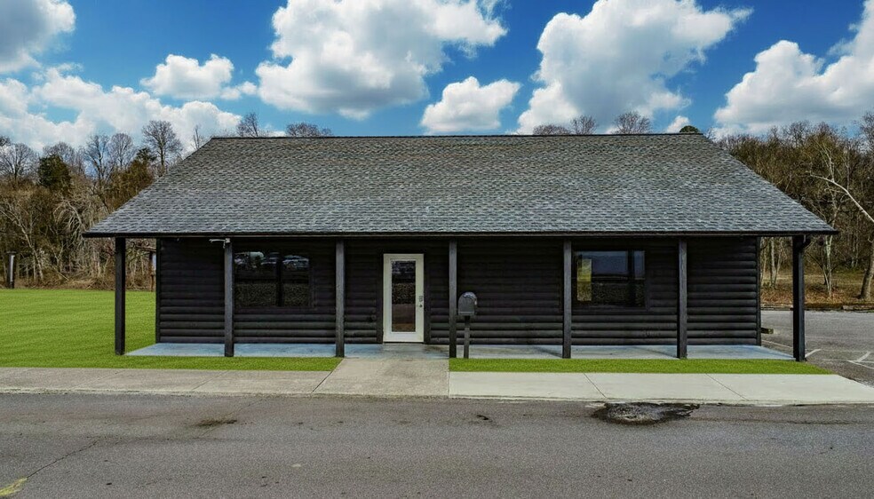 More Photos Of 386 E Main St, Newport Office For Lease