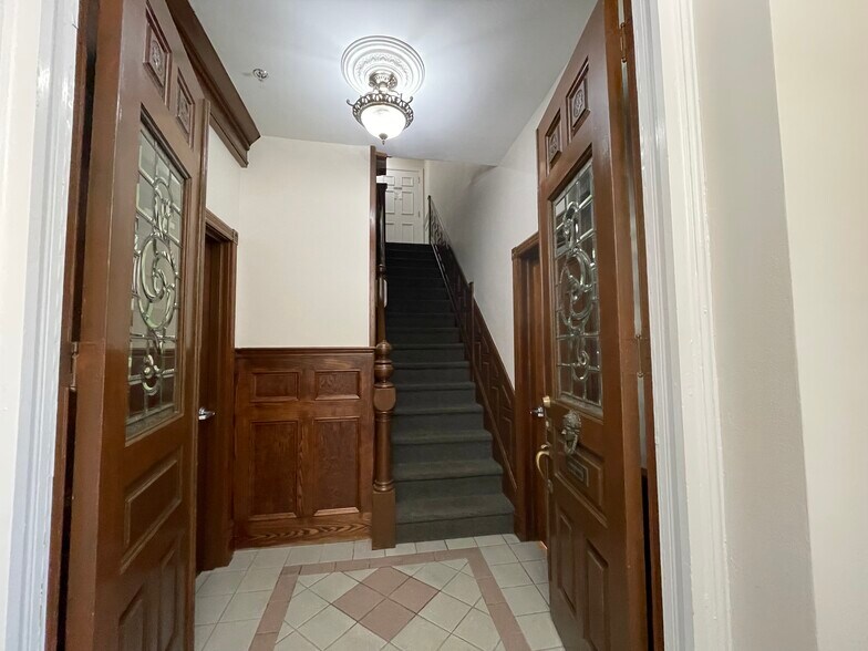 More Photos Of 500 Fayette St, Conshohocken Medical For Lease