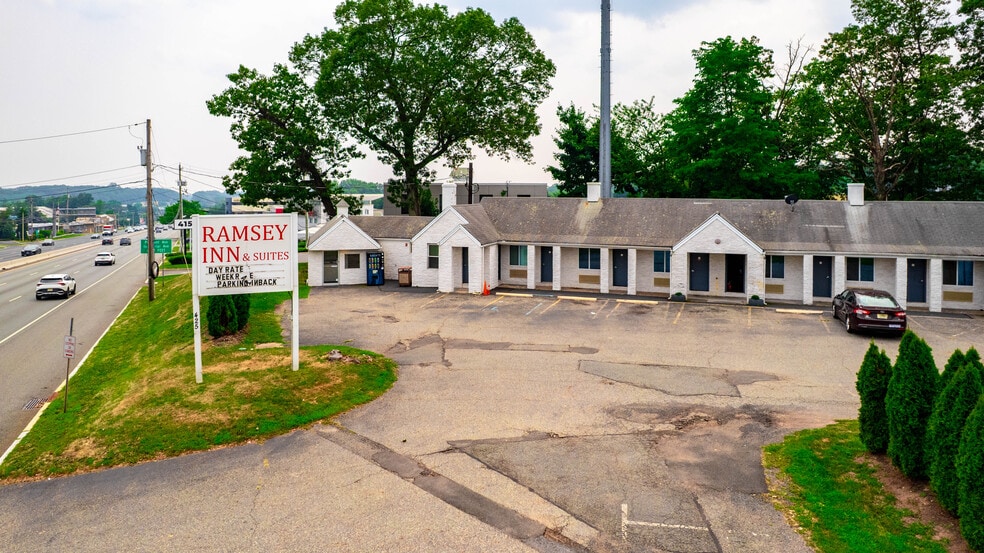 More Photos Of 425 NJ-17, Ramsey Hotel For Sale