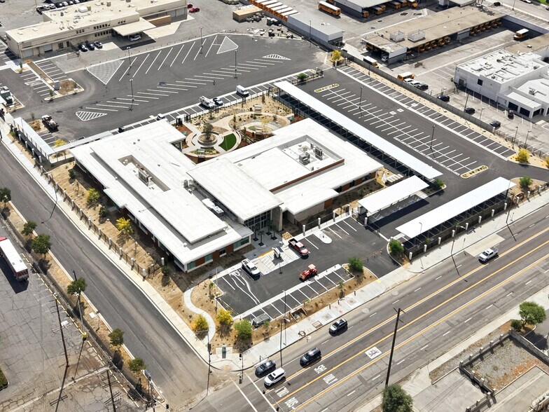 More Photos Of 1286 S E St, San Bernardino Freestanding For Sale