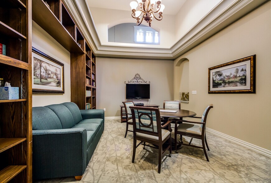 More Photos Of 3450 Wagon Wheel Rd, Garland Assisted Living For Sale