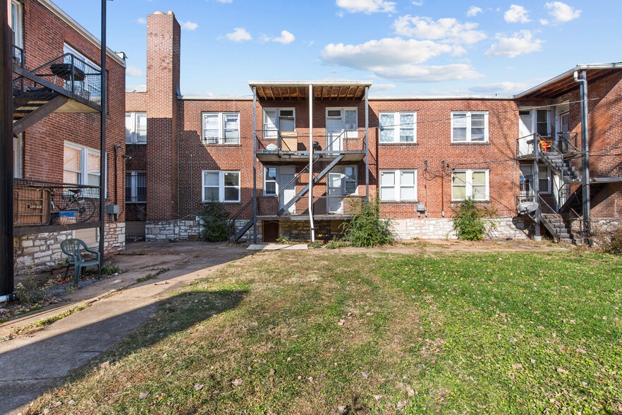 More Photos Of 4981 Rosalie St, Saint Louis Apartments For Sale