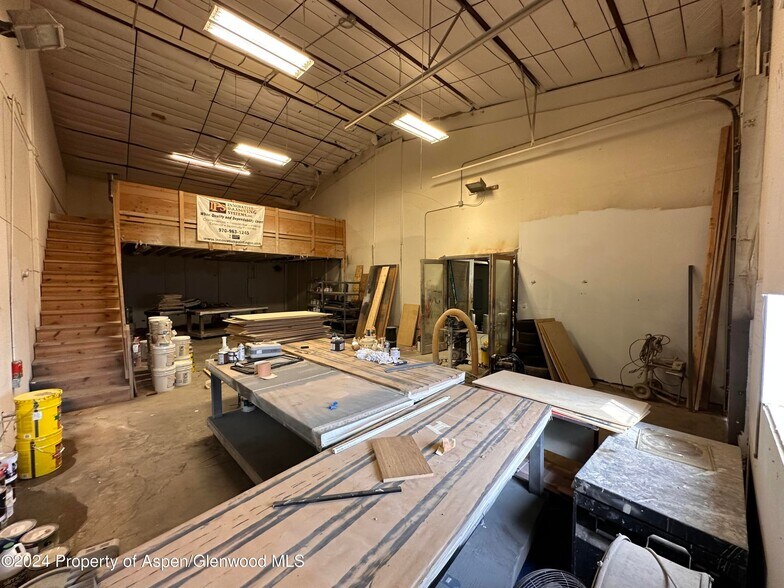 More Photos Of 898 CO-133, Carbondale Warehouse For Lease