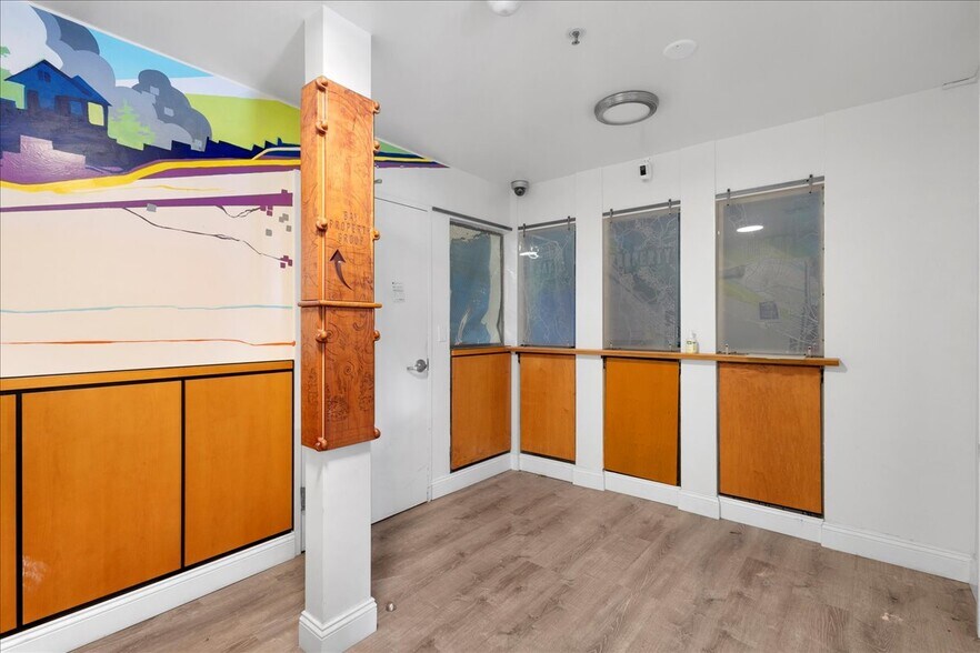 More Photos Of 482 W MacArthur Blvd, Oakland Medical For Sale