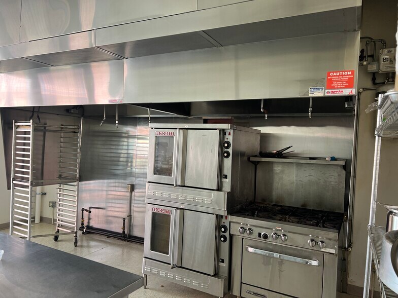 More Photos Of 112 E Erie St, Albion Office For Lease