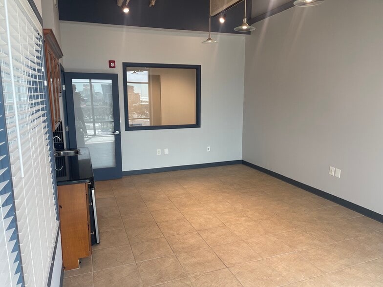 More Photos Of 320 1st St N, Jacksonville Beach Unknown For Lease