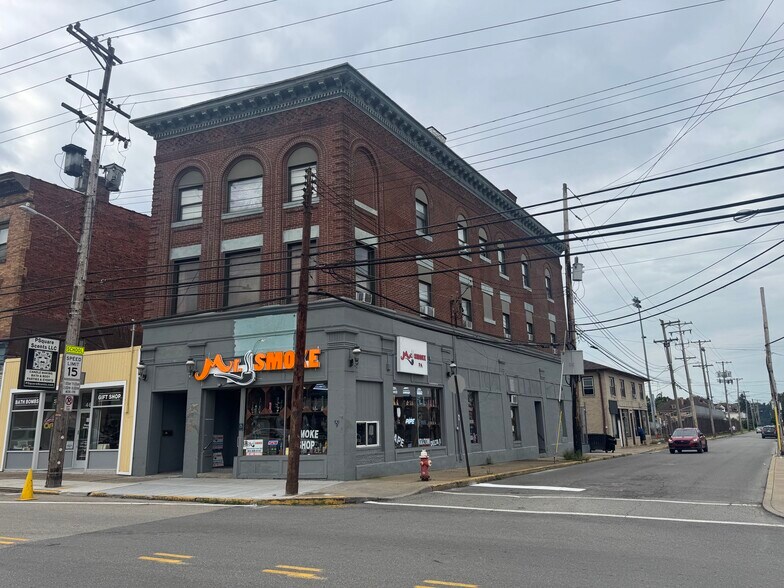 More Photos Of 471 Lincoln Ave, Bellevue Storefront Retail Residential For Sale