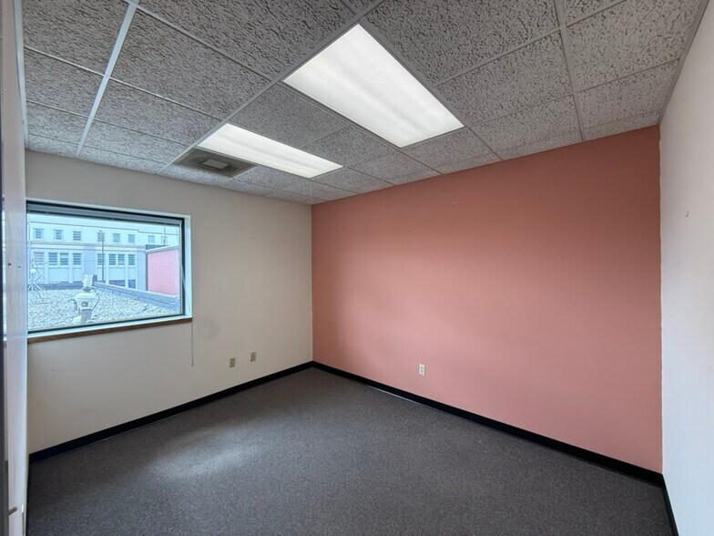 More Photos Of University Dr @ University Dr. & 1st Ave., N., Fargo Unknown For Lease