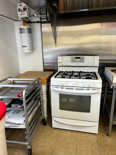 More Photos Of 164 Mayville Rd, Bethel Specialty For Sale
