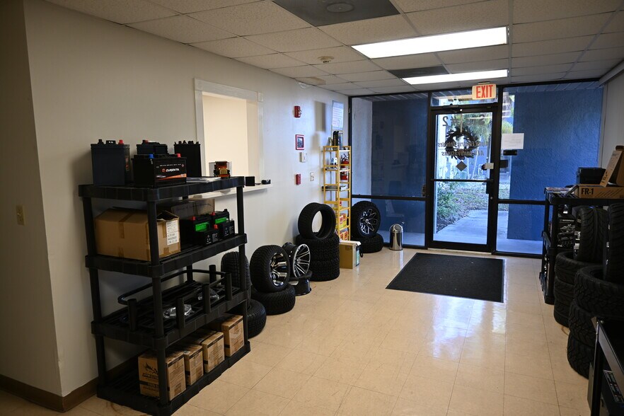More Photos Of 11801 28th St N, Saint Petersburg Warehouse For Lease