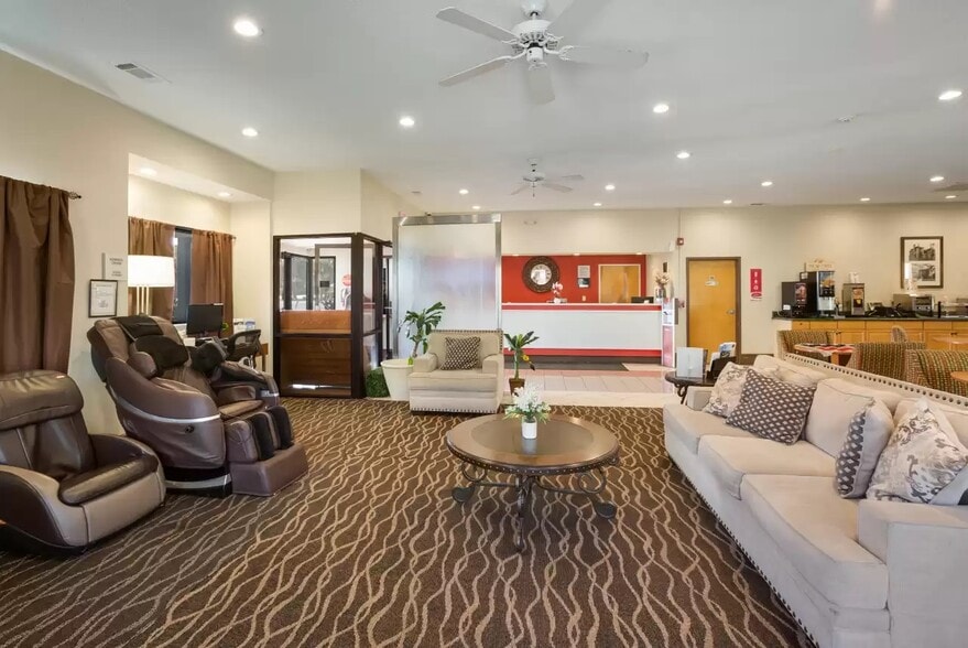 More Photos Of 19534 Whyte Hardee Blvd, Hardeeville Hotel For Sale