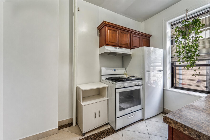 More Photos Of 32-10 82nd St, Flushing Apartments For Sale