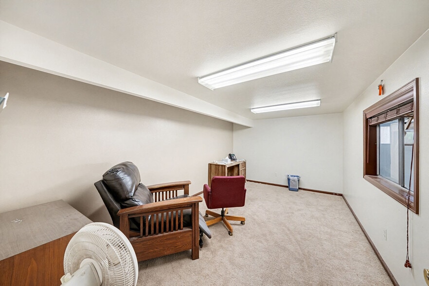 More Photos Of 420 15th St, Greeley Service For Sale