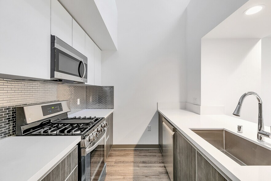 More Photos Of 1223 N Edgemont St, Los Angeles Apartments For Sale