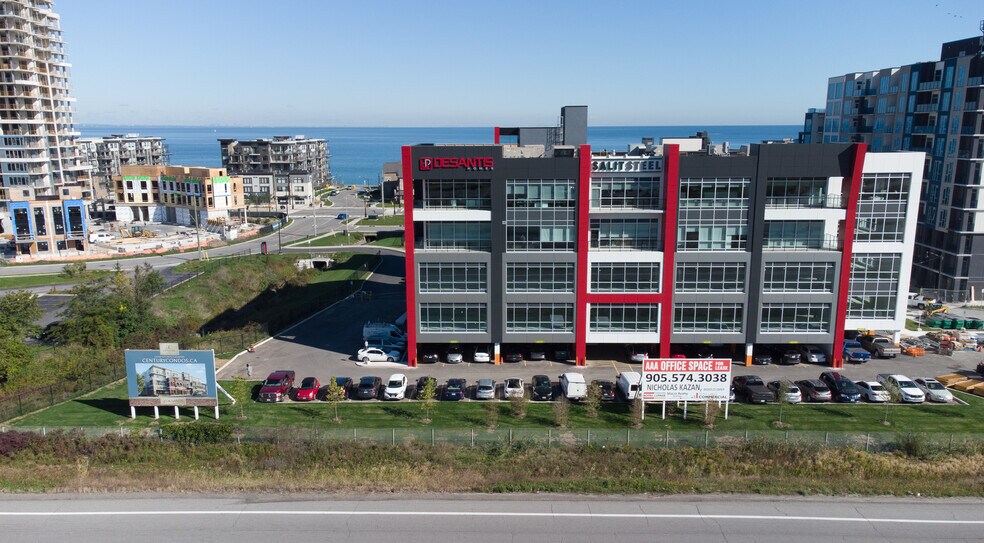 More Photos Of 13 Windward Dr, Grimsby Medical For Lease