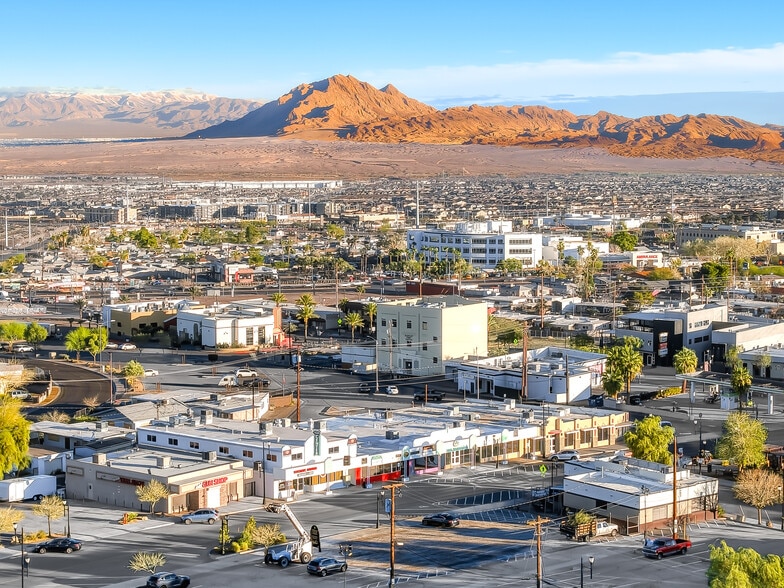 More Photos Of 10-18 W Pacific Ave, Henderson Storefront Retail Office For Sale