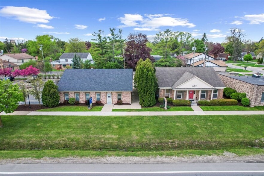 More Photos Of 27445 Southfield Rd, Southfield Medical For Sale