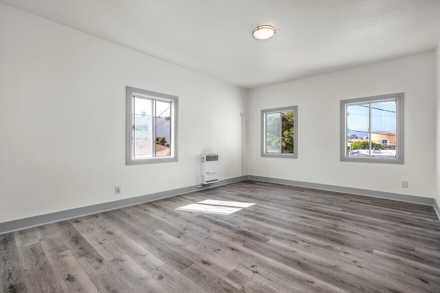 More Photos Of 123 S Westmoreland Ave, Los Angeles Apartments For Sale
