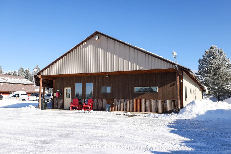 More Photos Of 105 E Jacob St, McCall Service For Sale