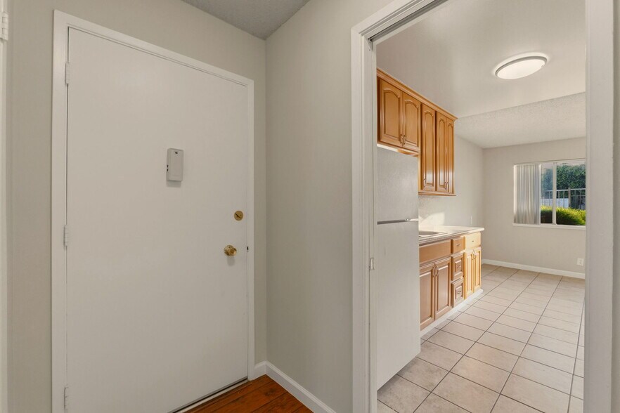 More Photos Of 315 E Okeefe St, Palo Alto Apartments For Sale