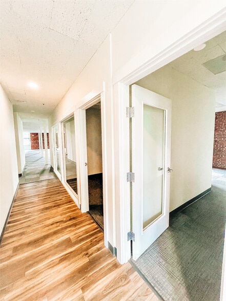 More Photos Of 920 SW 3rd Ave, Portland Office For Lease