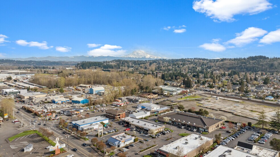 More Photos Of 126 15th St SE, Puyallup Medical For Lease