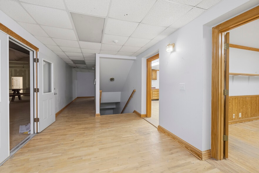 More Photos Of 966 Greensboro Rd, Eatonton Flex For Lease