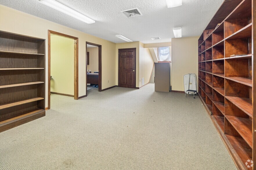 More Photos Of 2718 N Oak St, Valdosta Medical For Sale