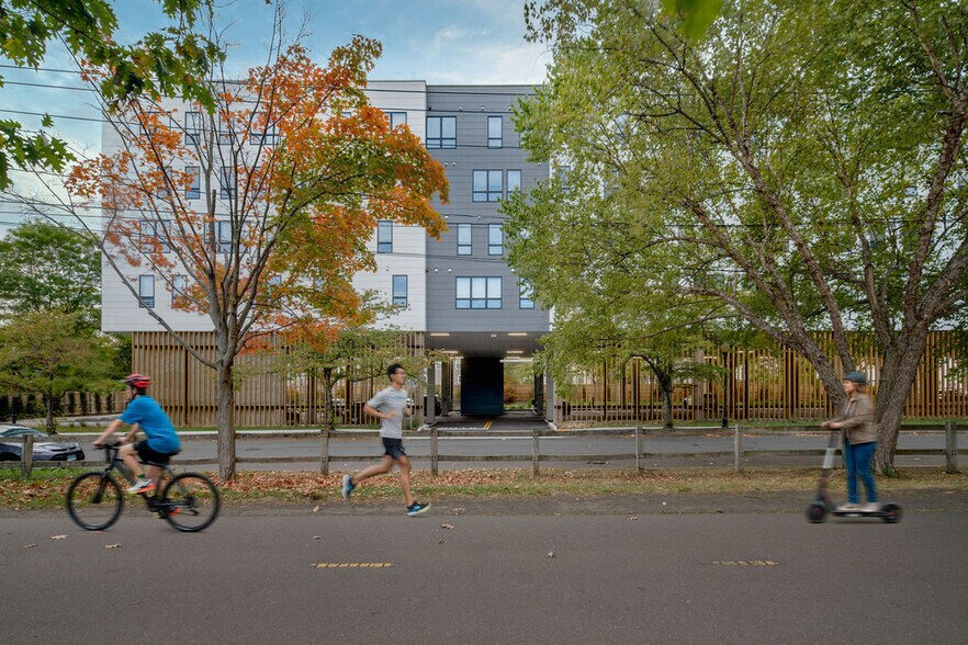 More Photos Of 222 Canal St, New Haven Apartments For Lease