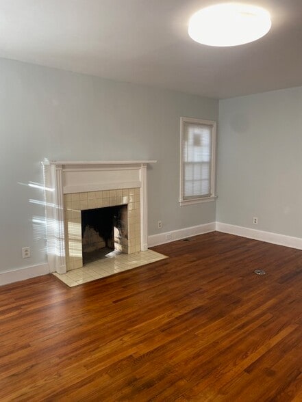 More Photos Of 5560 Jonesboro Rd, Lake City Office For Sale