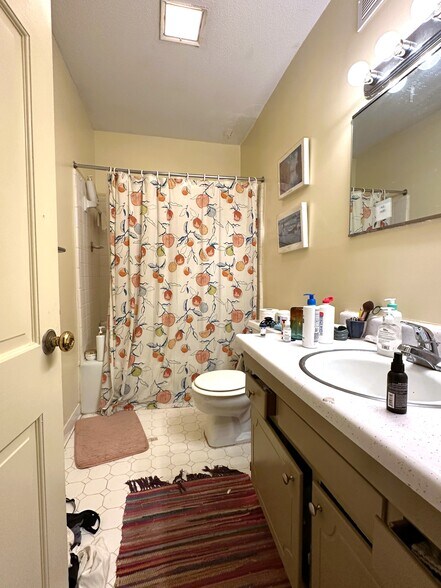 More Photos Of 350 S Pope St, Athens Multifamily For Sale