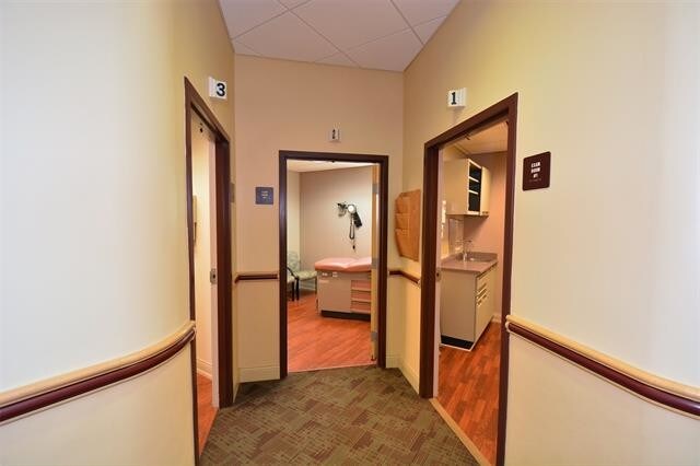 More Photos Of 7240 S US 231, Huntingburg Medical For Lease