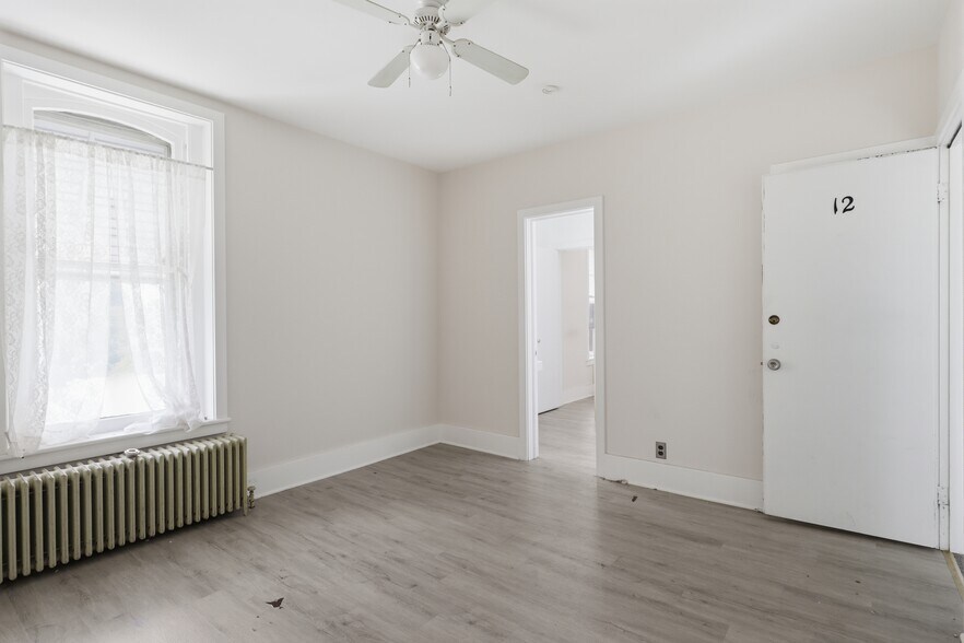 More Photos Of 193 Elk St, Buffalo Religious Facility For Sale
