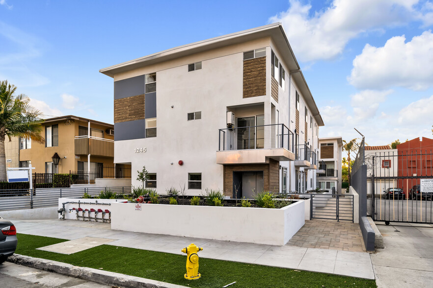 Primary Photo Of 1245 N New Hampshire Ave, Los Angeles Apartments For Sale