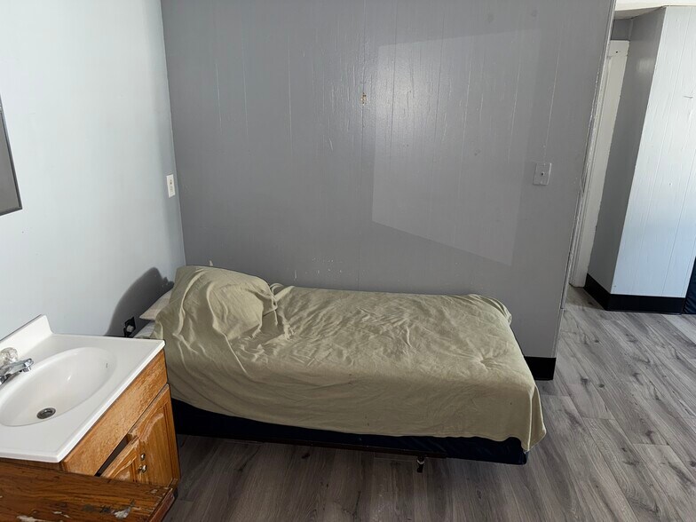 More Photos Of 57-59 Sharp St, Haverstraw Office For Sale