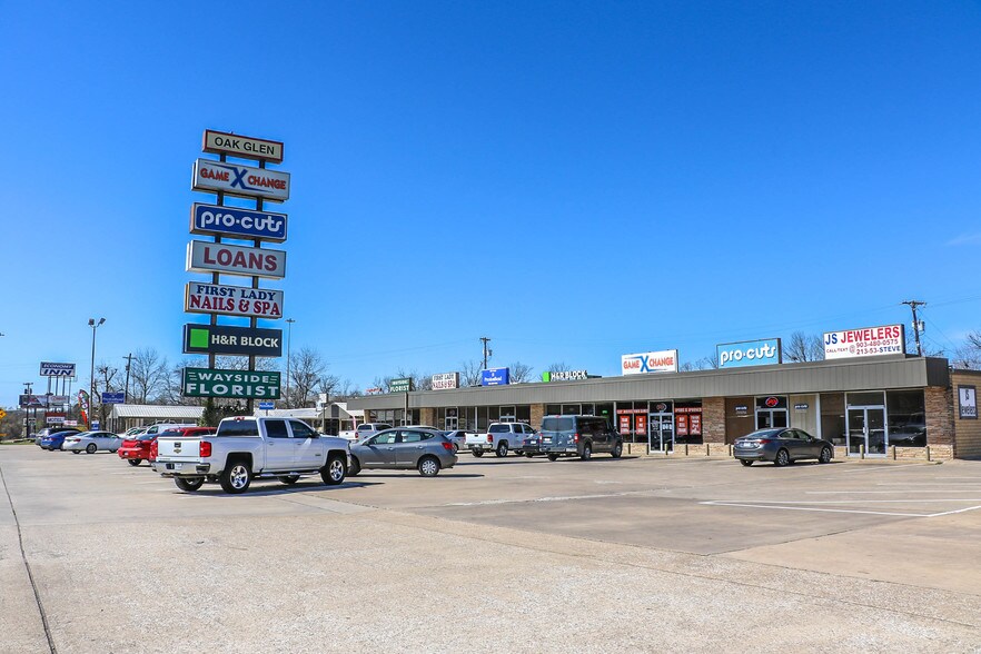 More Photos Of 1600 Texoma Pkwy, Sherman Unknown For Lease