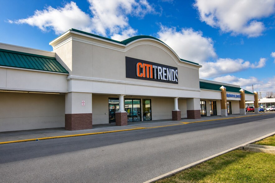 More Photos Of 3735-3907 S High St, Columbus Unknown For Lease