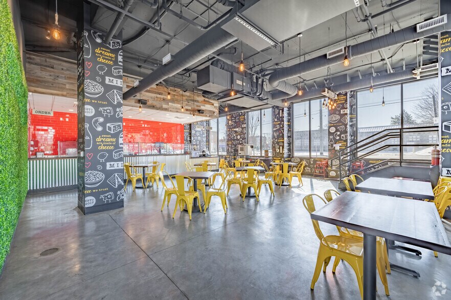 More Photos Of 6211 W Hamilton Ave, Cincinnati Apartments For Lease