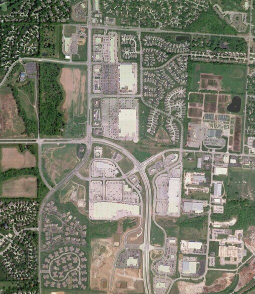 More Photos Of W State Line & 133rd St, Leawood Land For Lease
