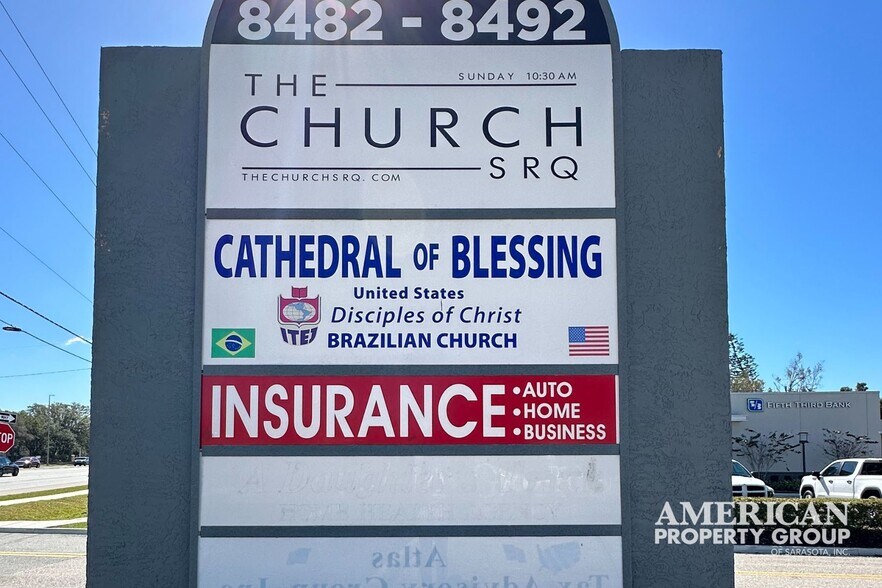 More Photos Of 8482-8490 S Tamiami Trl, Sarasota Office For Lease