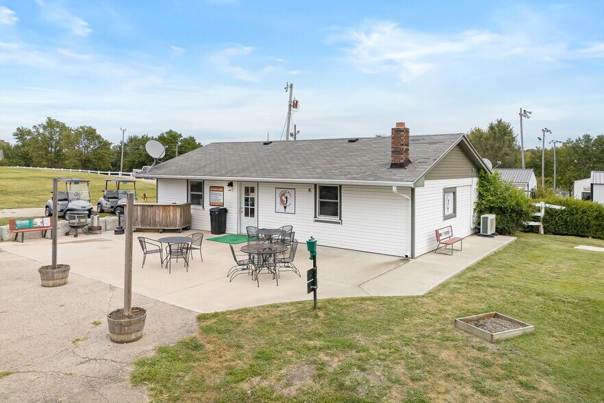 More Photos Of 6480 SE Highway 169, Saint Joseph Sports And Entertainment For Sale