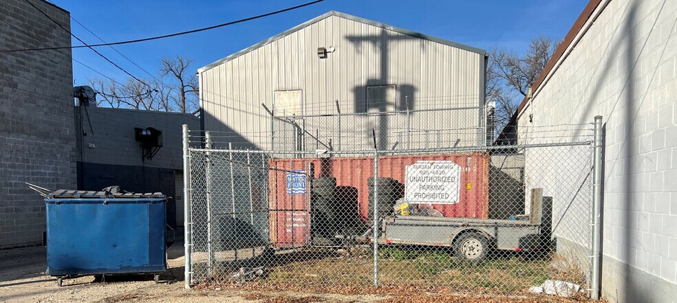 More Photos Of 47 Lydia St, Winnipeg Manufacturing For Sale