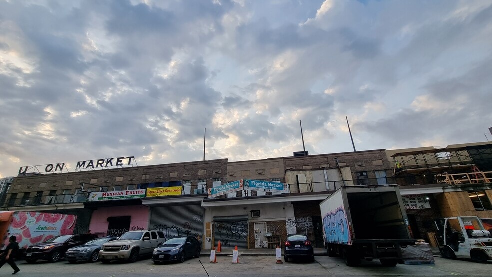 More Photos Of 1254 4th St NE, Washington Storefront For Lease