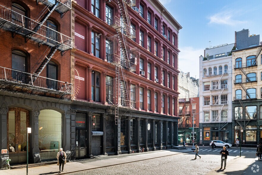 More Photos Of 1 Crosby St, New York Loft Creative Space For Lease