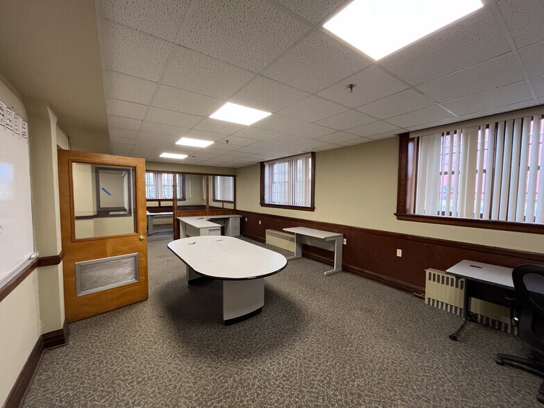 More Photos Of 421 Ridge St, Rome Office Residential For Sale