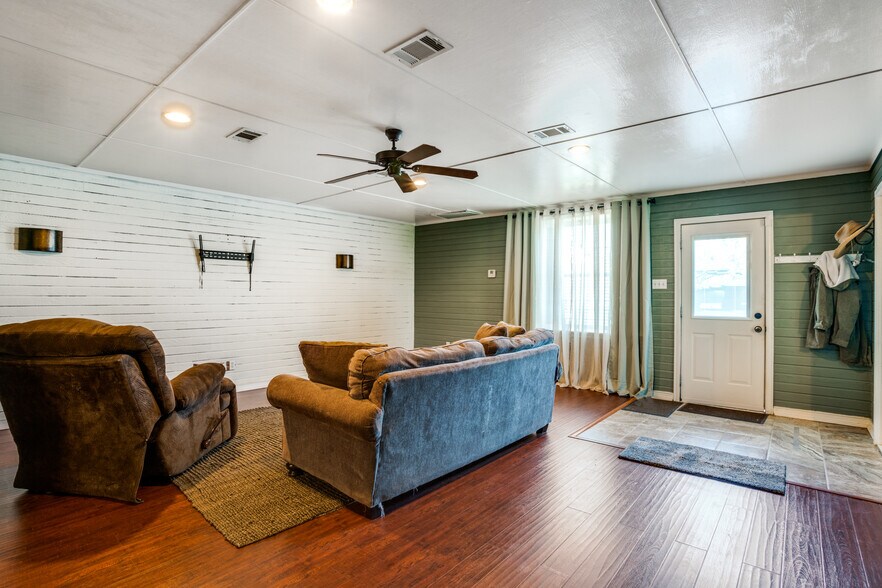 More Photos Of 300 VZ County Road 4718, Murchison Land For Sale