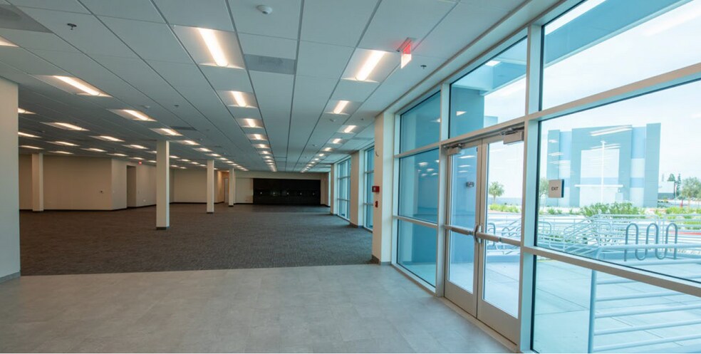 More Photos Of 19501 Prairie Ave, Torrance Distribution For Lease