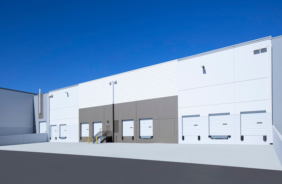 More Photos Of Half Rd, Morgan Hill Unknown For Lease