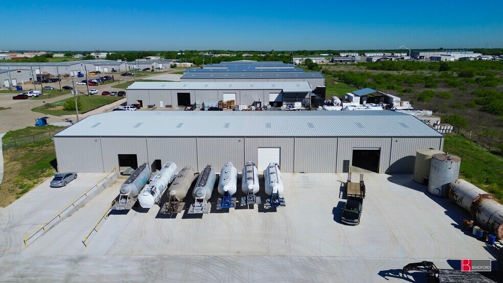 More Photos Of 4200 Longhorn Dr, Alvarado Industrial For Lease
